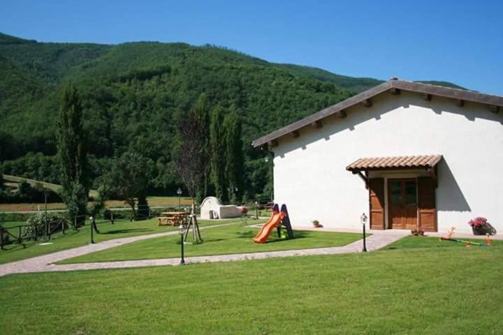 Azienda Agrituristica La Valle Del Sambuco Norcia Exterior foto